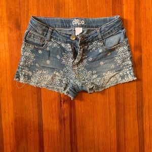 Girls Floral jean shorts